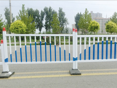 荧光反光玻璃钢公路隔离护栏